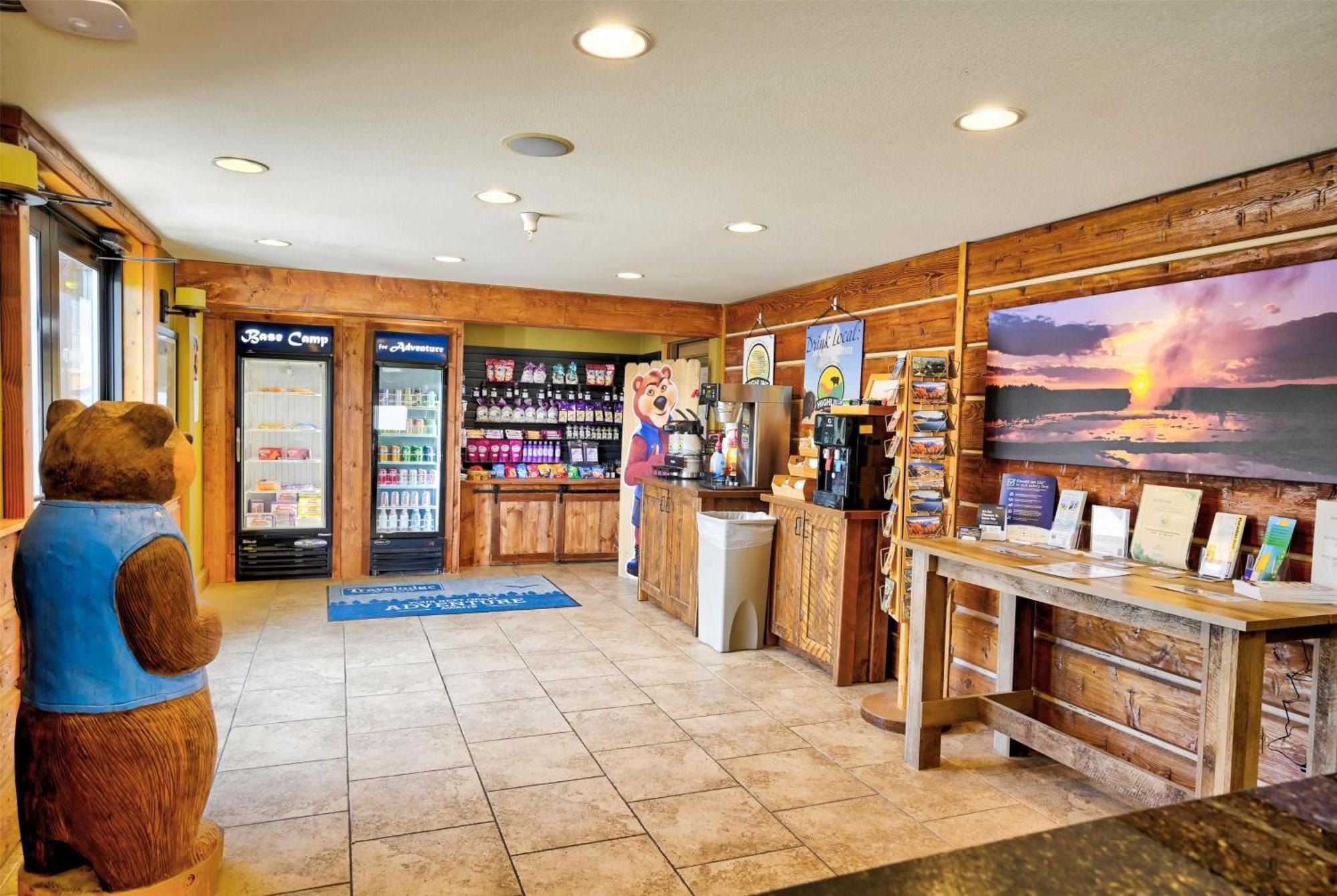 Travelodge By Wyndham Gardiner Yellowstone Park North Entr Exterior foto